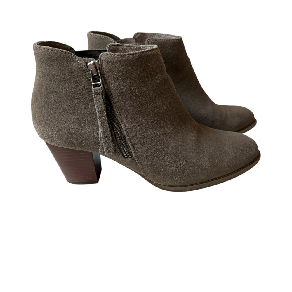 Vionic Womens Sterling Ankle Boots Booties Size 9M Gray Suede Block Heel